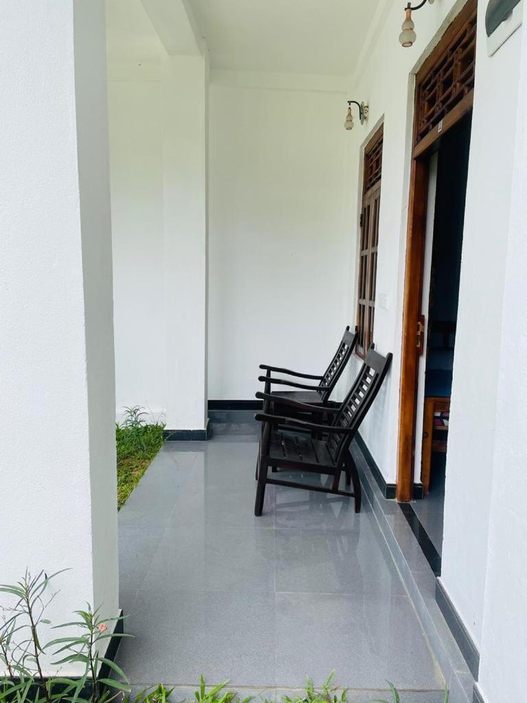 Guitar Bay Arugambay Hotel Vịnh Arugam Ngoại thất bức ảnh